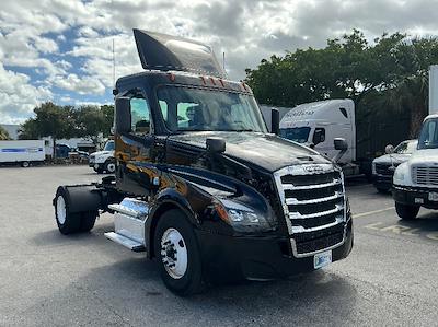 Used 2019 Freightliner Cascadia Detroit DD13 Semi Truck for sale #255335 - photo 1