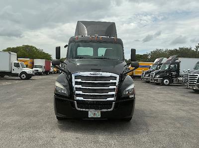 Used 2019 Freightliner Cascadia Detroit DD13 Semi Truck for sale #255341 - photo 2