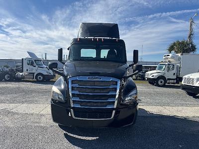 Used 2019 Freightliner Cascadia Detroit DD13 Semi Truck for sale #255366 - photo 2