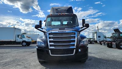 Used 2019 Freightliner Cascadia Detroit DD13 Semi Truck for sale #255371 - photo 2
