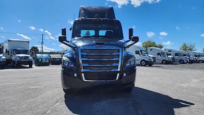 Used 2019 Freightliner Cascadia Detroit DD13 Semi Truck for sale #255382 - photo 2