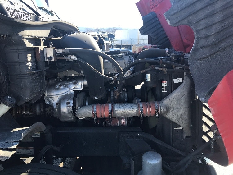 Used 2019 Freightliner Cascadia - photo 17
