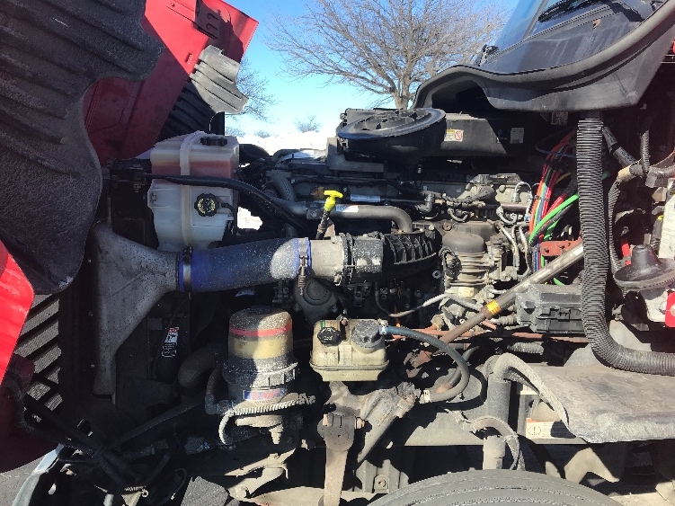 Used 2019 Freightliner Cascadia - photo 18