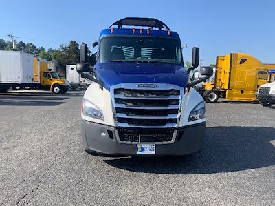 Used 2019 Freightliner Cascadia Detroit DD15AT Semi Truck for sale #256021 - photo 2