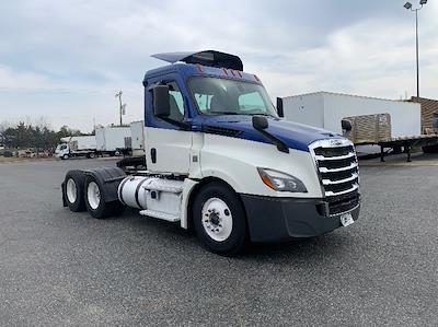 Used 2019 Freightliner Cascadia Detroit DD15AT Semi Truck for sale #256022 - photo 1