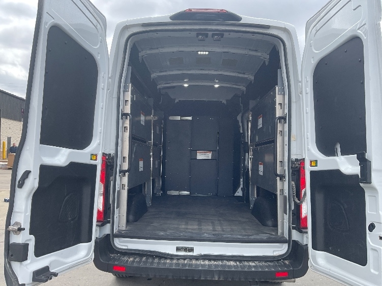 Used 2023 Ford Transit 250 - photo 10