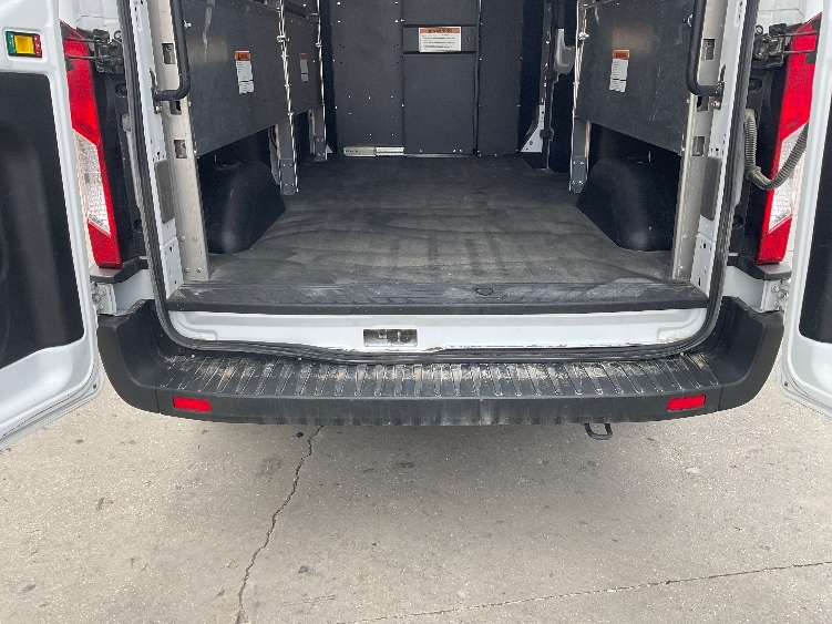 Used 2023 Ford Transit 250 - photo 11