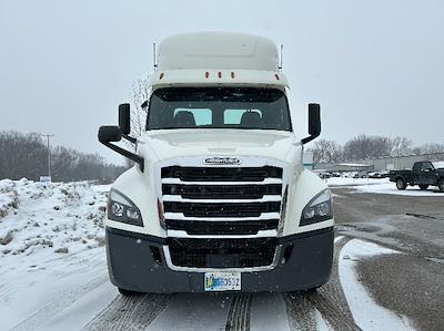 Used 2019 Freightliner Cascadia Detroit DD13 Semi Truck for sale #256488 - photo 2