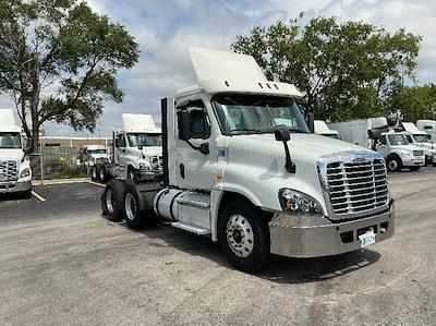 Used 2019 Freightliner Cascadia Detroit DD15AT Semi Truck for sale #256505 - photo 1