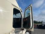 Used 2019 Freightliner Cascadia Detroit DD15AT Semi Truck with Sleeper Cab for sale #256561 - photo 13