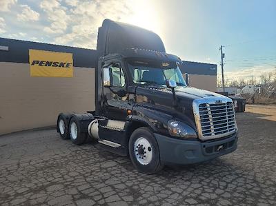 Used 2019 Freightliner Cascadia Detroit DD13 Semi Truck for sale #256617 - photo 1