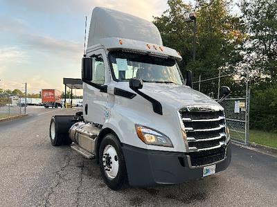 Used 2019 Freightliner Cascadia Detroit DD13 Semi Truck for sale #257226 - photo 1
