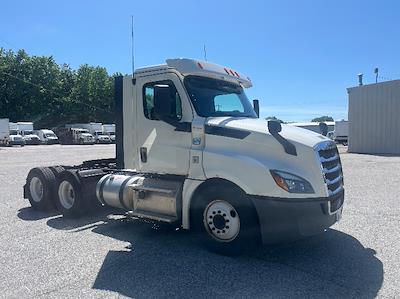 Used 2019 Freightliner Cascadia Detroit DD15AT Semi Truck for sale #257373 - photo 1