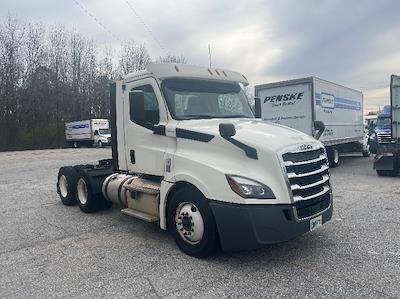 Used 2019 Freightliner Cascadia Detroit DD15AT Semi Truck for sale #257375 - photo 1