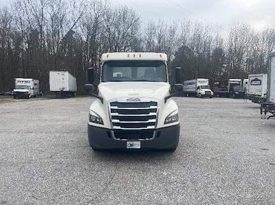 Used 2019 Freightliner Cascadia Detroit DD15AT Semi Truck for sale #257375 - photo 2