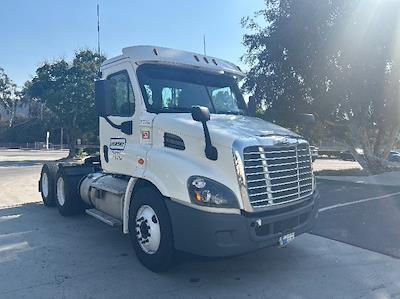 Used 2019 Freightliner Cascadia Detroit DD13 Semi Truck for sale #257862 - photo 1