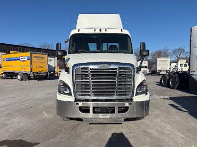Used 2019 Freightliner Cascadia Detroit DD13 Semi Truck for sale #258020 - photo 2
