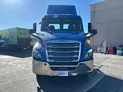Used 2019 Freightliner Cascadia Detroit DD13 Semi Truck for sale #258507 - photo 2
