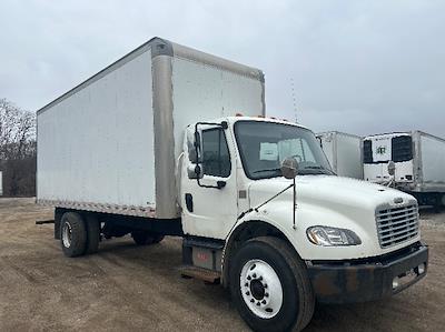 Used 2019 Freightliner M2 106 - photo 1
