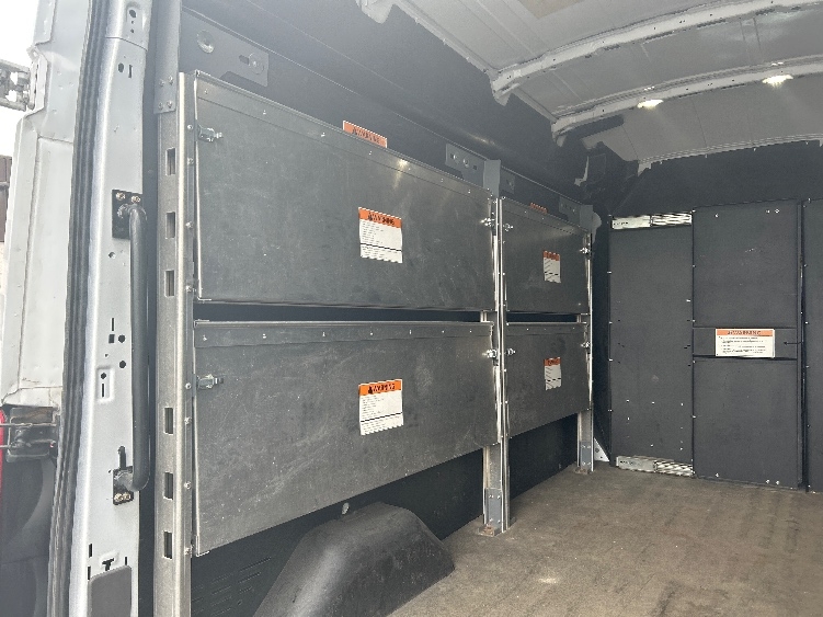 Used 2023 Ford Transit 250 - photo 13
