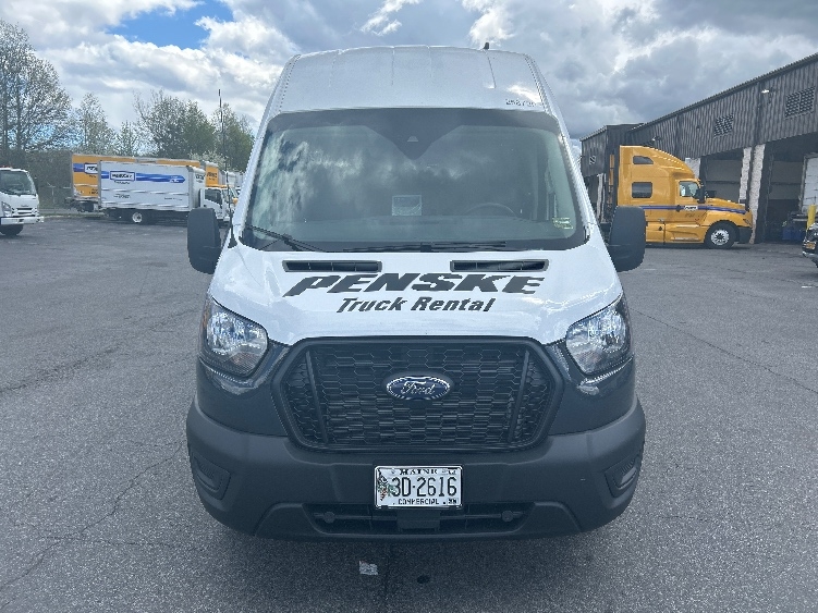 Used 2023 Ford Transit 250 - photo 2