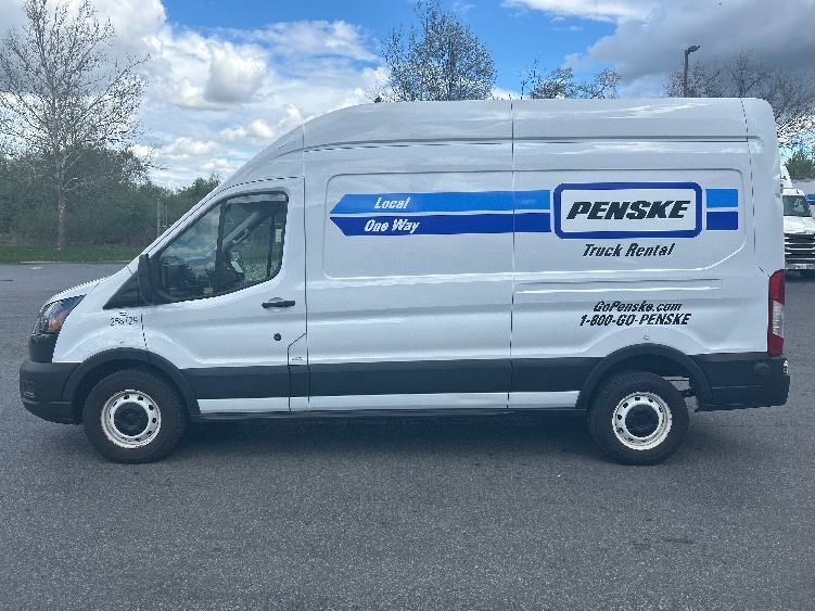 Used 2023 Ford Transit 250 - photo 6