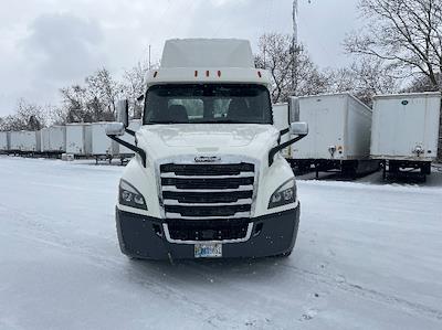 Used 2019 Freightliner Cascadia Detroit DD13 Semi Truck for sale #260688 - photo 2