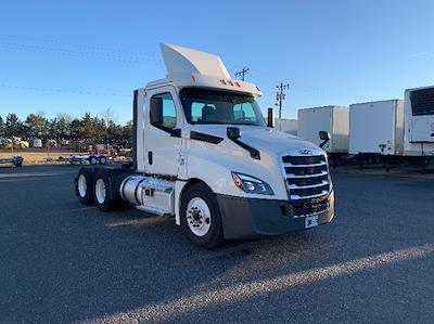 Used 2019 Freightliner Cascadia Detroit DD13 Semi Truck for sale #260773 - photo 1