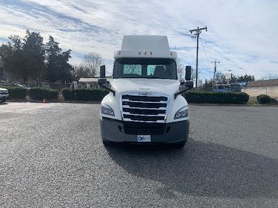 Used 2019 Freightliner Cascadia Detroit DD13 Semi Truck for sale #260776 - photo 2