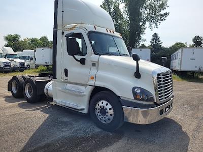 Used 2019 Freightliner Cascadia Detroit DD15AT Semi Truck for sale #261572 - photo 1