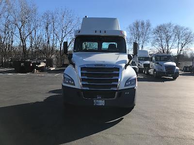 Used 2019 Freightliner Cascadia Detroit DD13 Semi Truck for sale #261924 - photo 2