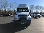 Used 2019 Freightliner Cascadia Detroit DD13 Semi Truck for sale #261924 - photo 2