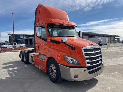 Used 2019 Freightliner Cascadia Detroit DD15AT Semi Truck for sale #262468 - photo 1