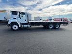 Used 2017 International DuraStar 4400 Morgan Truck Body Flatbed Truck for sale #262676 - photo 4