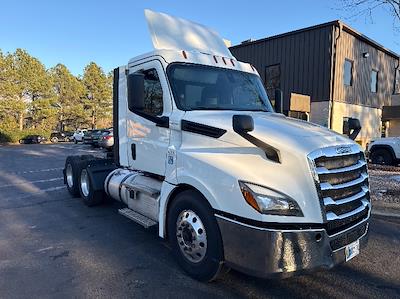 Used 2019 Freightliner Cascadia Detroit DD13 Semi Truck for sale #263281 - photo 1