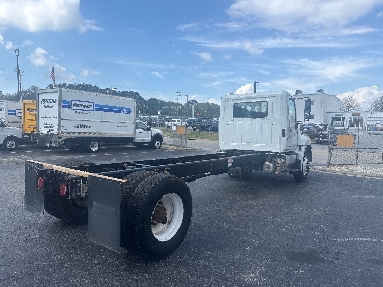Used 2019 Hino 338 - photo 10