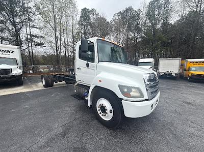Used 2019 Hino 338 - photo 1