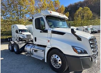 Used 2019 Freightliner Cascadia Detroit DD15AT Semi Truck for sale #265177 - photo 1
