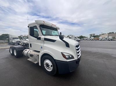 Used 2019 Freightliner Cascadia Detroit DD15AT Semi Truck for sale #265179 - photo 1