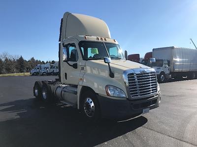 Used 2017 Freightliner Cascadia Detroit DD13 Semi Truck for sale #266307 - photo 1