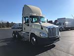 Used 2017 Freightliner Cascadia Detroit DD13 Semi Truck for sale #266307 - photo 1