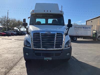 Used 2019 Freightliner Cascadia Detroit DD13 Semi Truck for sale #266539 - photo 2