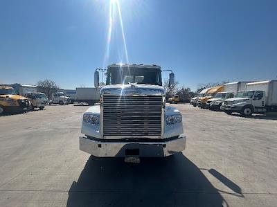 Used 2019 Freightliner Coronado - photo 1