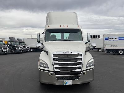Used 2020 Freightliner Cascadia - photo 1