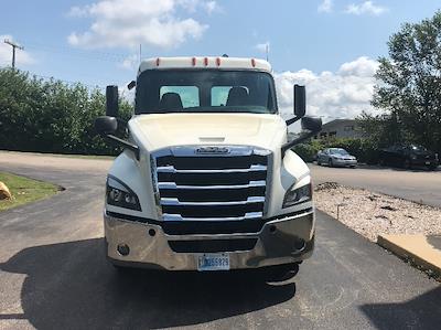Used 2019 Freightliner Cascadia - photo 1