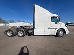 Used 2020 Volvo VNR Volvo D13 Semi Truck for sale #268498 - photo 8