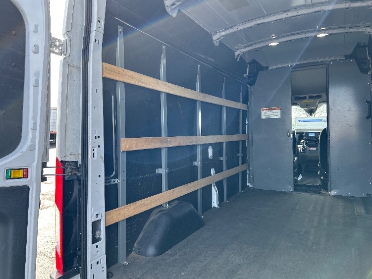 Used 2023 Ford Transit 250 - photo 13