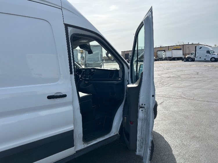 Used 2023 Ford Transit 250 - photo 22
