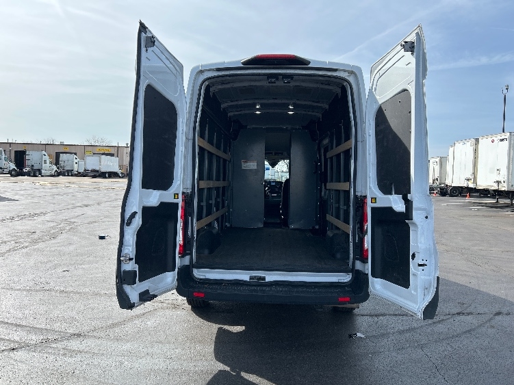 Used 2023 Ford Transit 250 - photo 11