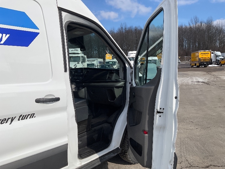 Used 2023 Ford Transit 250 - photo 19